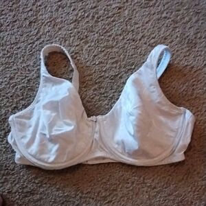 Ellen Tracy Classic White Underwire Bra 59445 38D